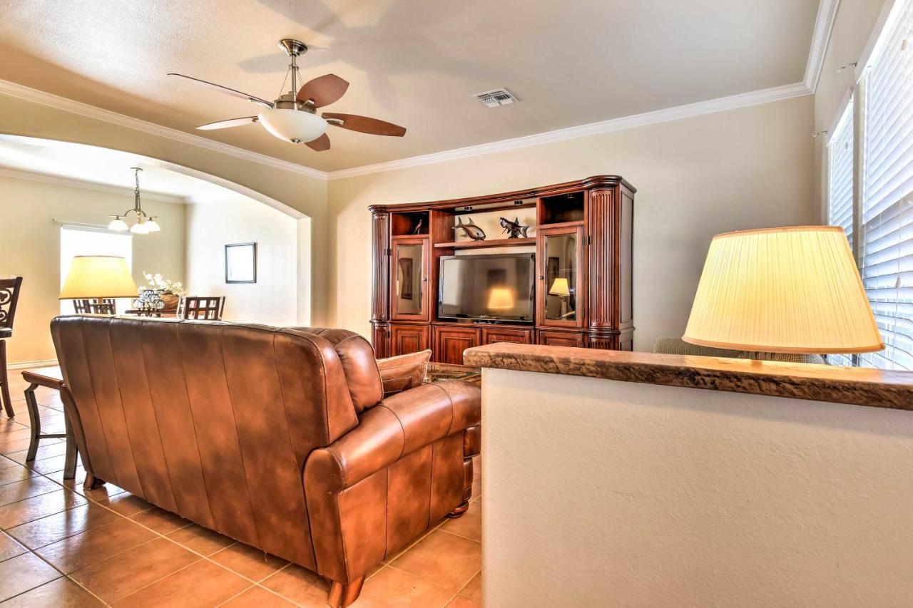 Waterfront Corpus Christi Townhome With Pool And Dock! Exterior foto