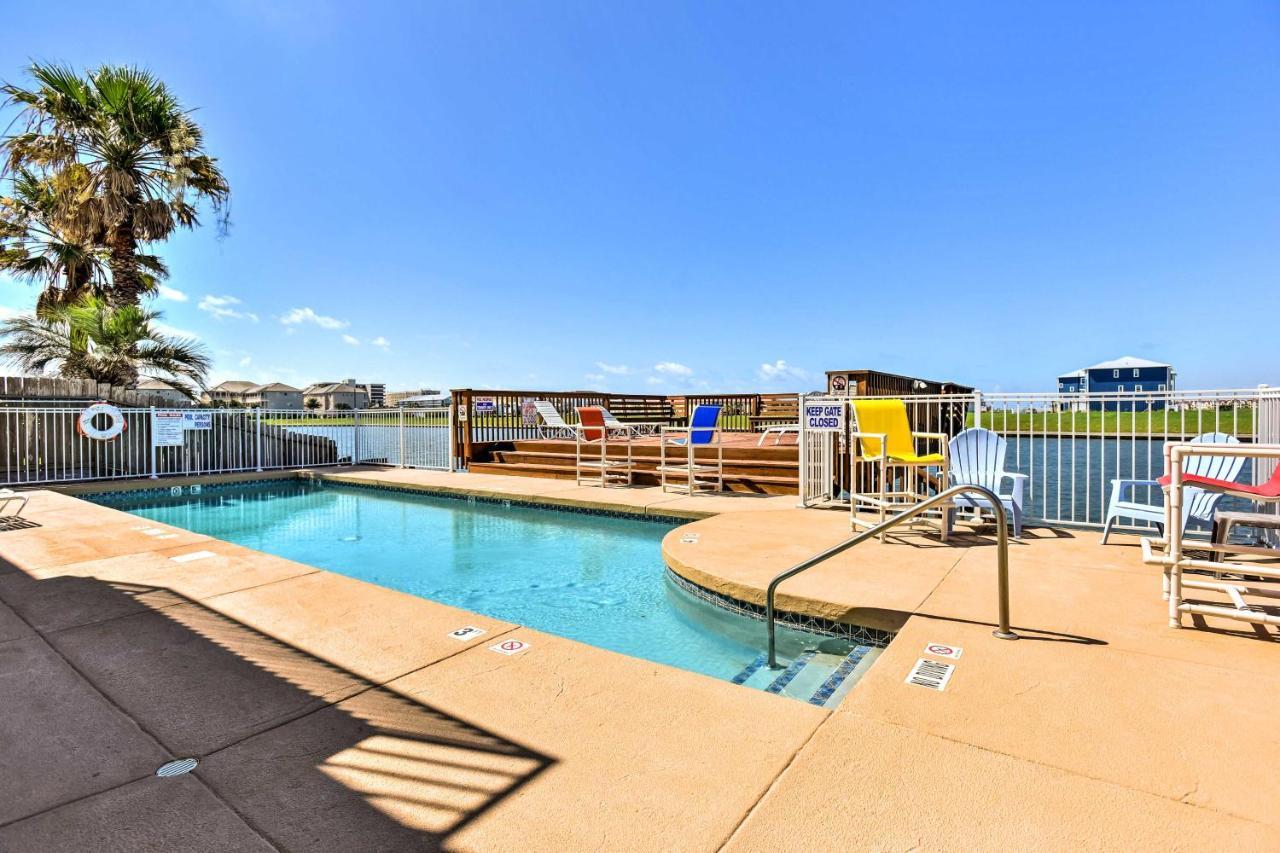 Waterfront Corpus Christi Townhome With Pool And Dock! Exterior foto
